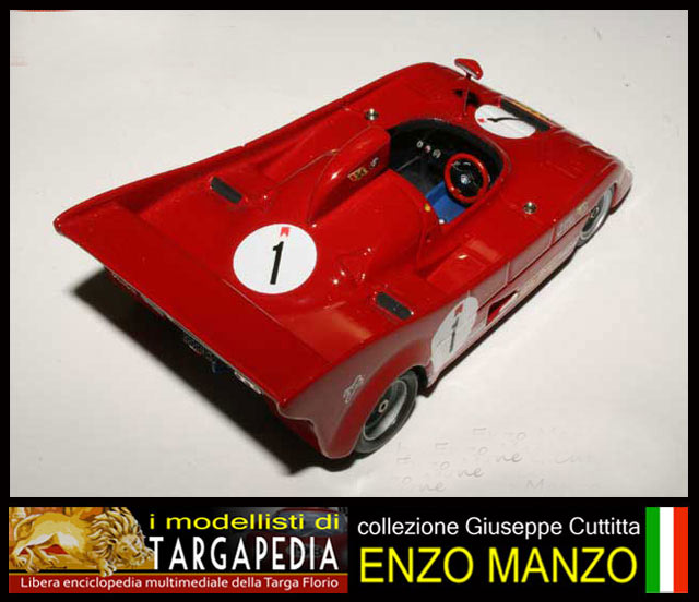 1 Alfa Romeo 33 TT12 - Solido 1.43 (9).jpg